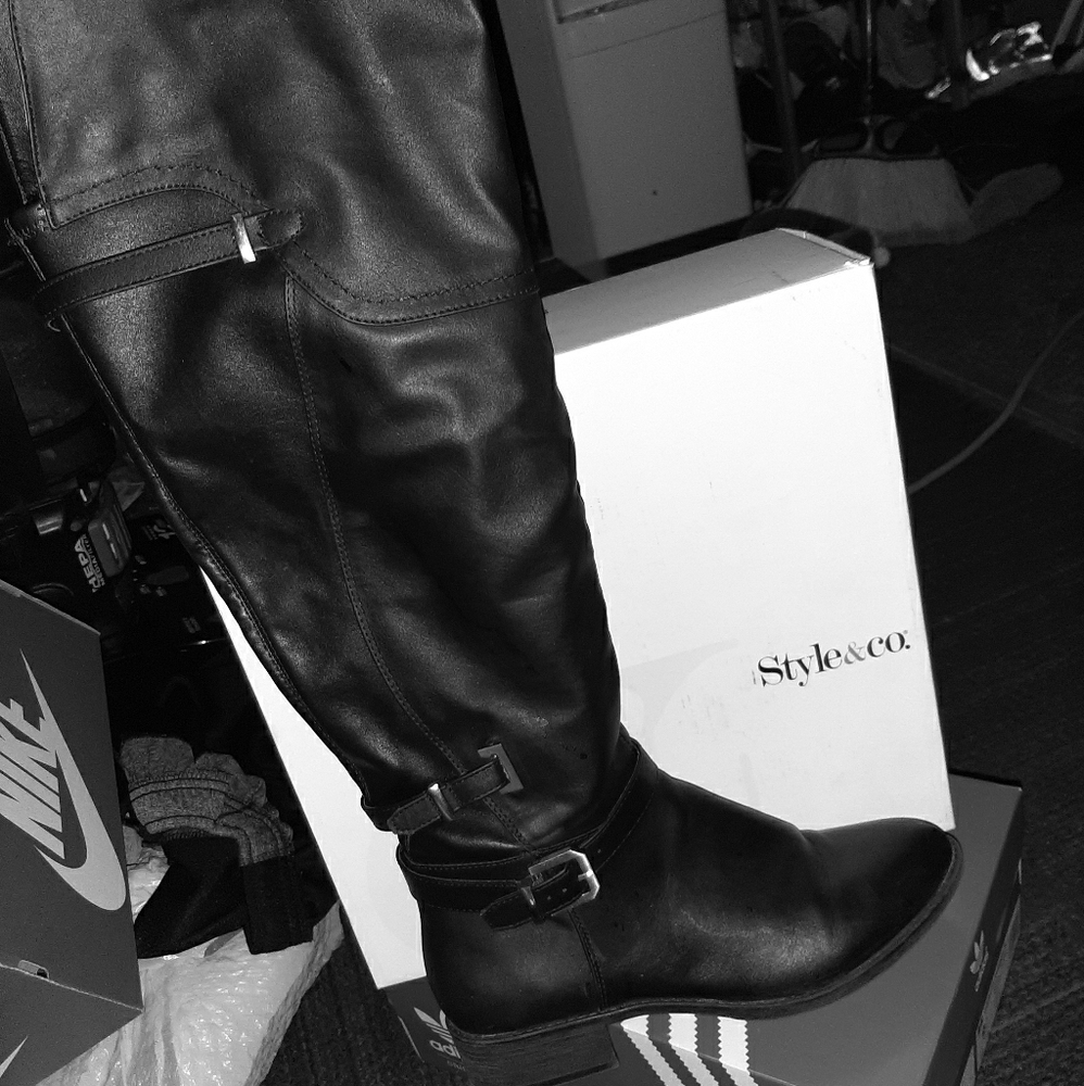 Knee Heighth Boots